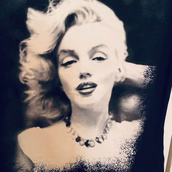 Authentic Marylyn Monroe T Shirt - Picture 2 of 5
